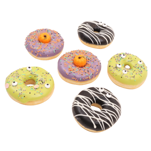 Halloween donuts met paars, groen en zwart glazuur, oogjes, sprinkels en pompoentjes