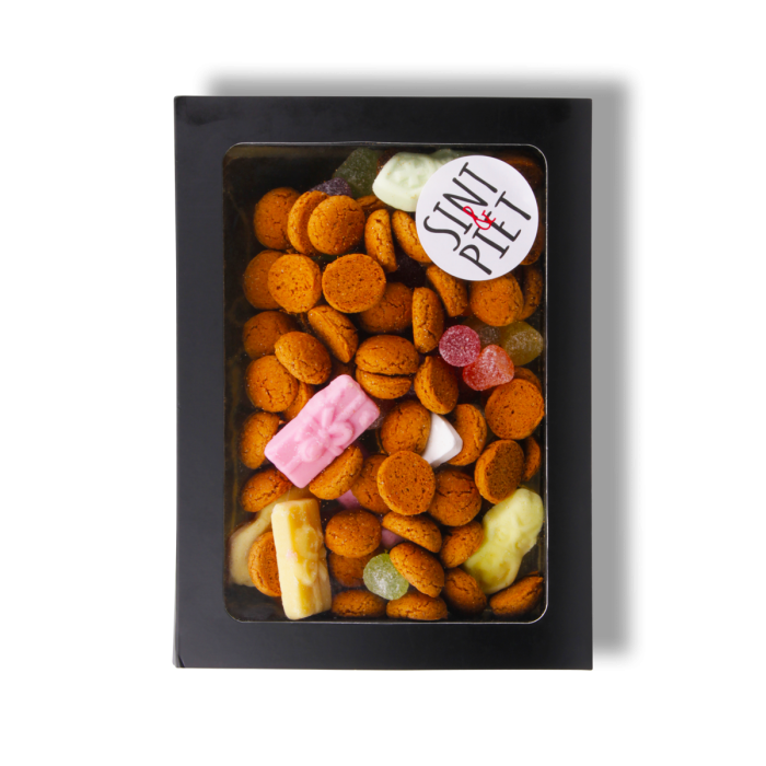 Sinterklaas strooigoed in luxe giftbox met kruidnoten, schuimpjes en kleurrijke zoetigheden